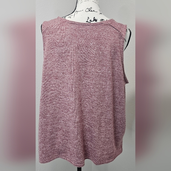 Eddie Bauer Women's Red/White Tight Knit Tank Top Size 2XL - Picture 4 of 12